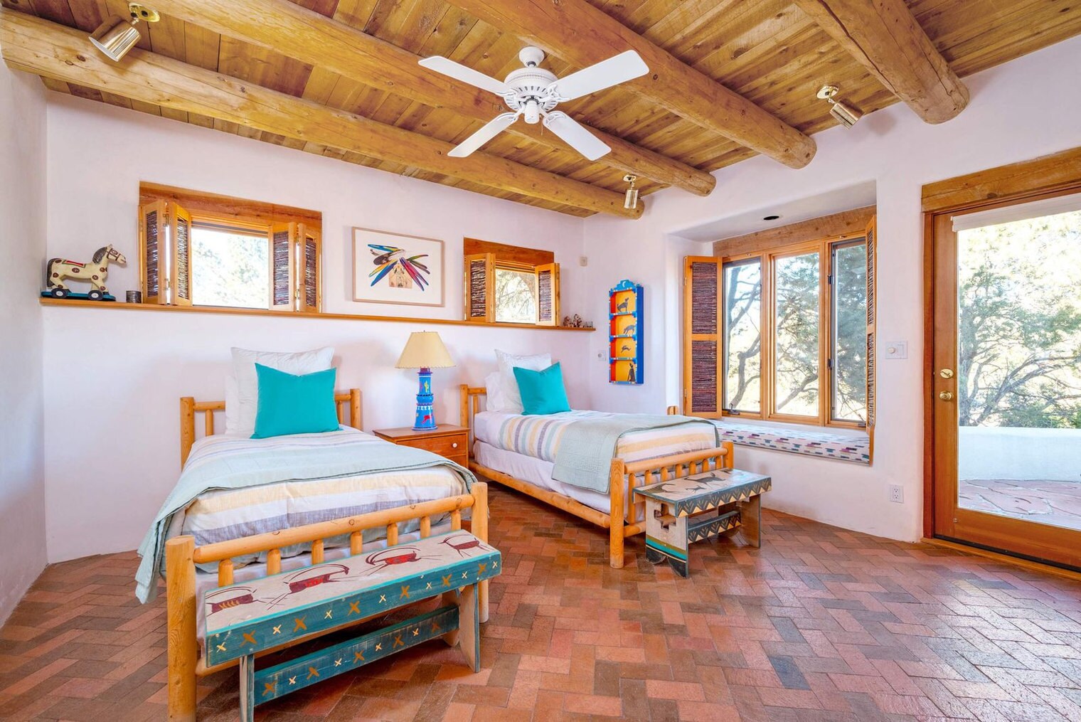 Building Photo - 1015 Foothills Trail