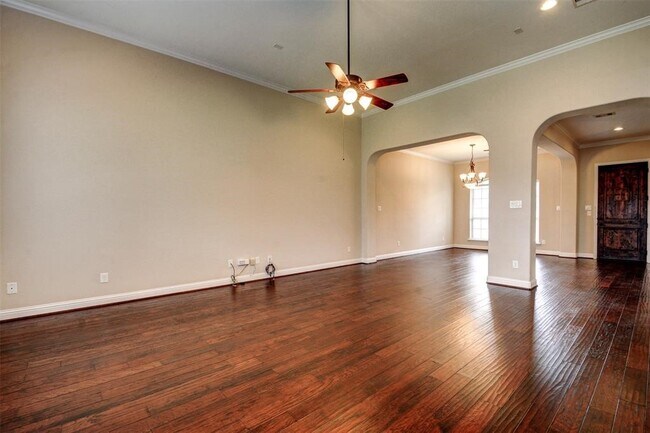 Building Photo - 106 Bella Sole