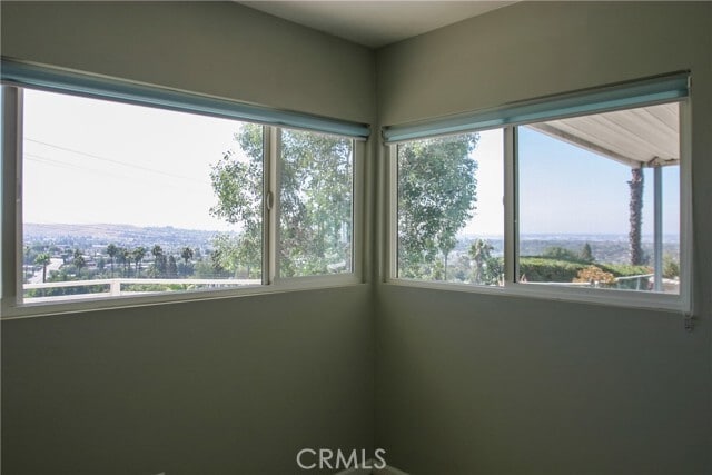 Building Photo - 1232 Dell Dr