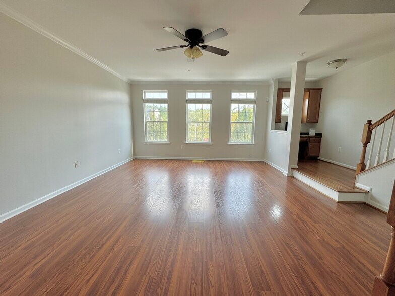 Living room and office nook - 25530 Joy Ln