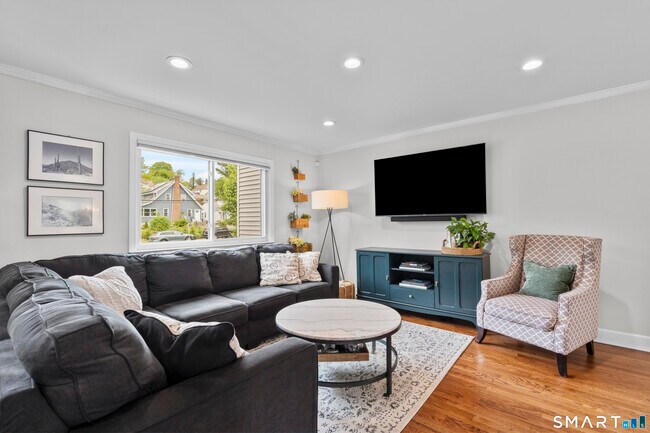 Building Photo - 63 Myano Ln
