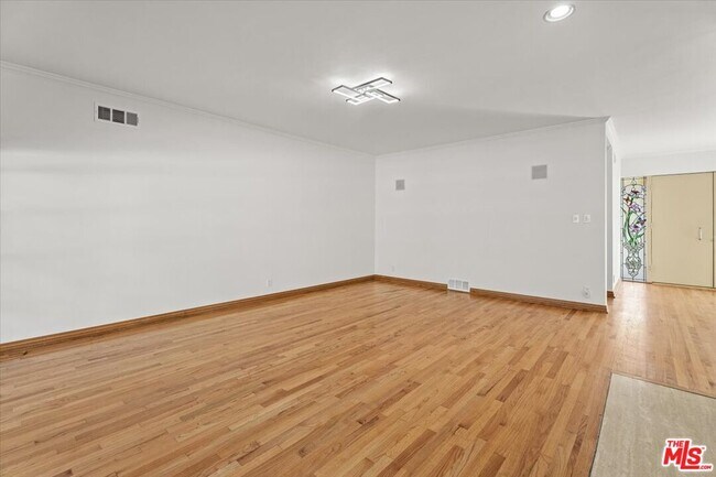 Building Photo - 13521 Bayliss Rd