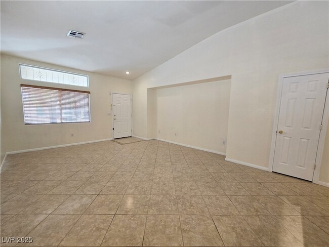 Building Photo - 9726 Tomorrow Ct