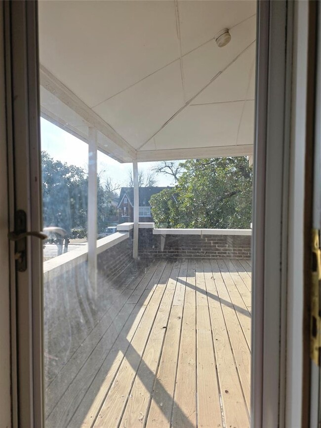 Building Photo - 1725 NW 18th St