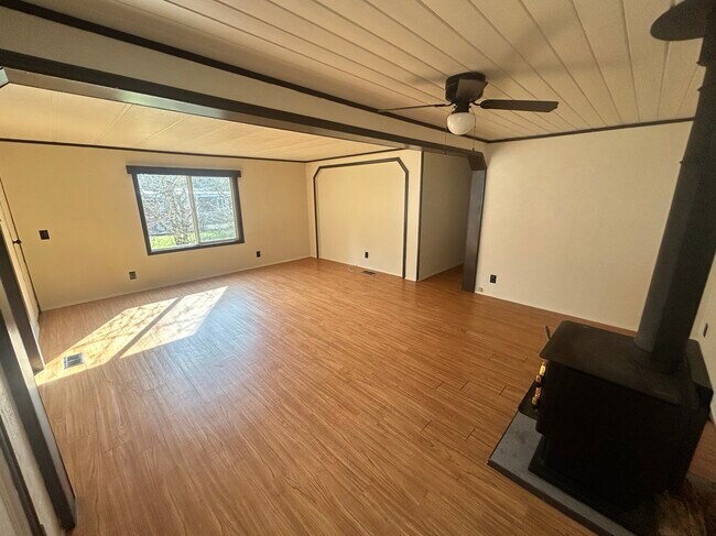 Building Photo - 8510 Cimarron Way