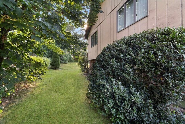 Building Photo - 239 Eustis Ave