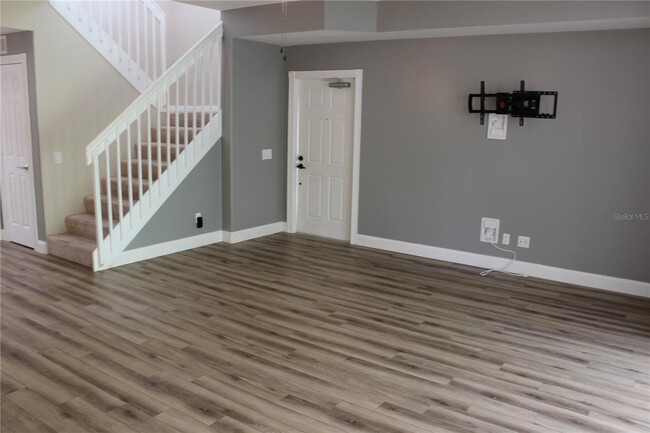 Building Photo - 8110 Cardena Ln