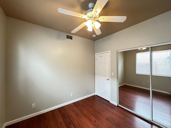 Building Photo - WESTRIDGE AT SUMMERLIN-PHASE 2