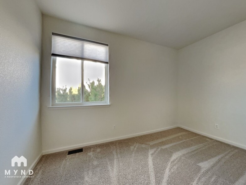 Building Photo - 5965 S Waco St