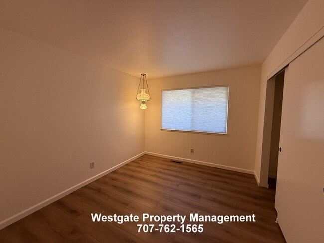 Building Photo - 1417 Dandelion Way