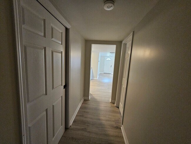 Building Photo - 3 Bedroom Rental in PRP