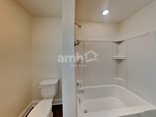 Building Photo - 2713 Sunrise Lndg Lp