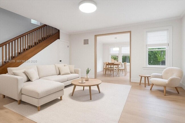 Building Photo - 177 NE 44th St