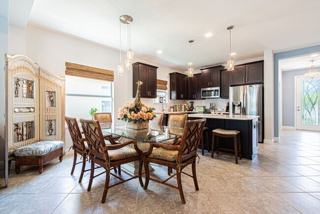 Building Photo - Seasonal or Annual Luxury Home With Pool in Reflection Lakes - AVAIL APRIL-FORWARD