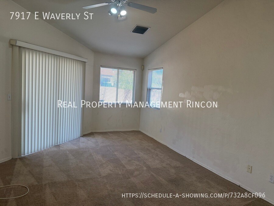 Building Photo - 7917 E Waverly St