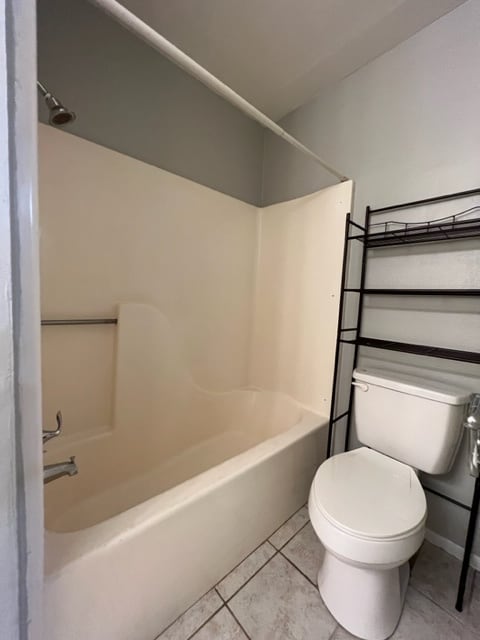 Building Photo - 1624 Aquarena Springs Dr