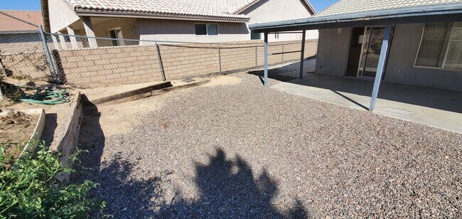 Building Photo - Silverlake's Home- 3 Bedrooms, 2 Bathrooms...
