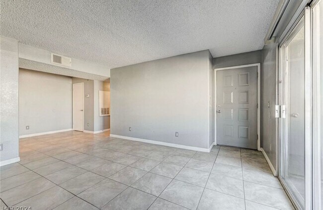 Building Photo - Two Bedroom Condo