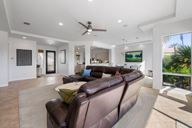 Building Photo - 50500 Cypress Point Dr
