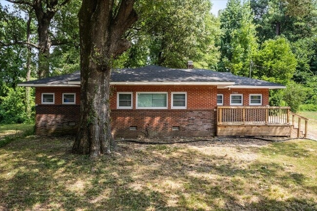 Building Photo - 3360 Berea Rd