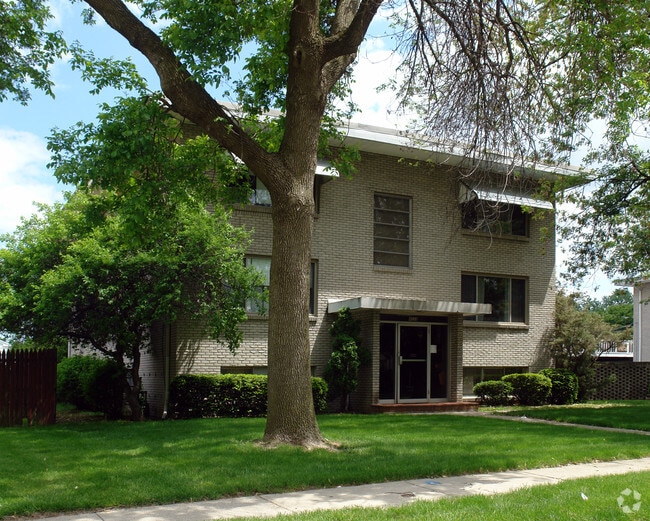 Building Photo - 4020 Stannard Dr
