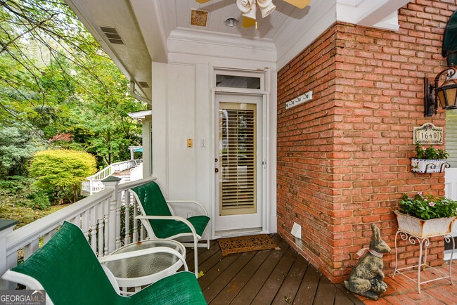 Building Photo - 1640 Lazy River Ln