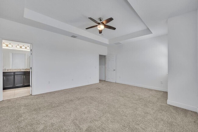 Building Photo - 1351 Merrydale Wy