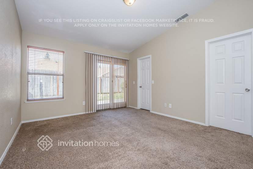 Building Photo - 8767 Hollowstone Way