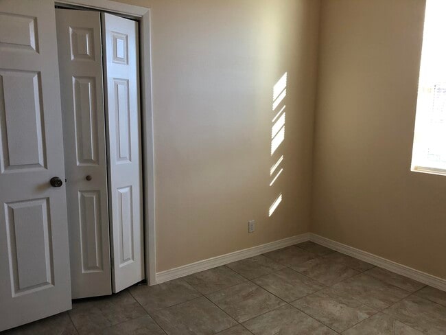 Building Photo - 7581 Le Conte Dr