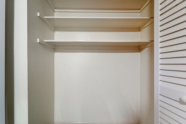 Building Photo - 7135 Firmament Ave