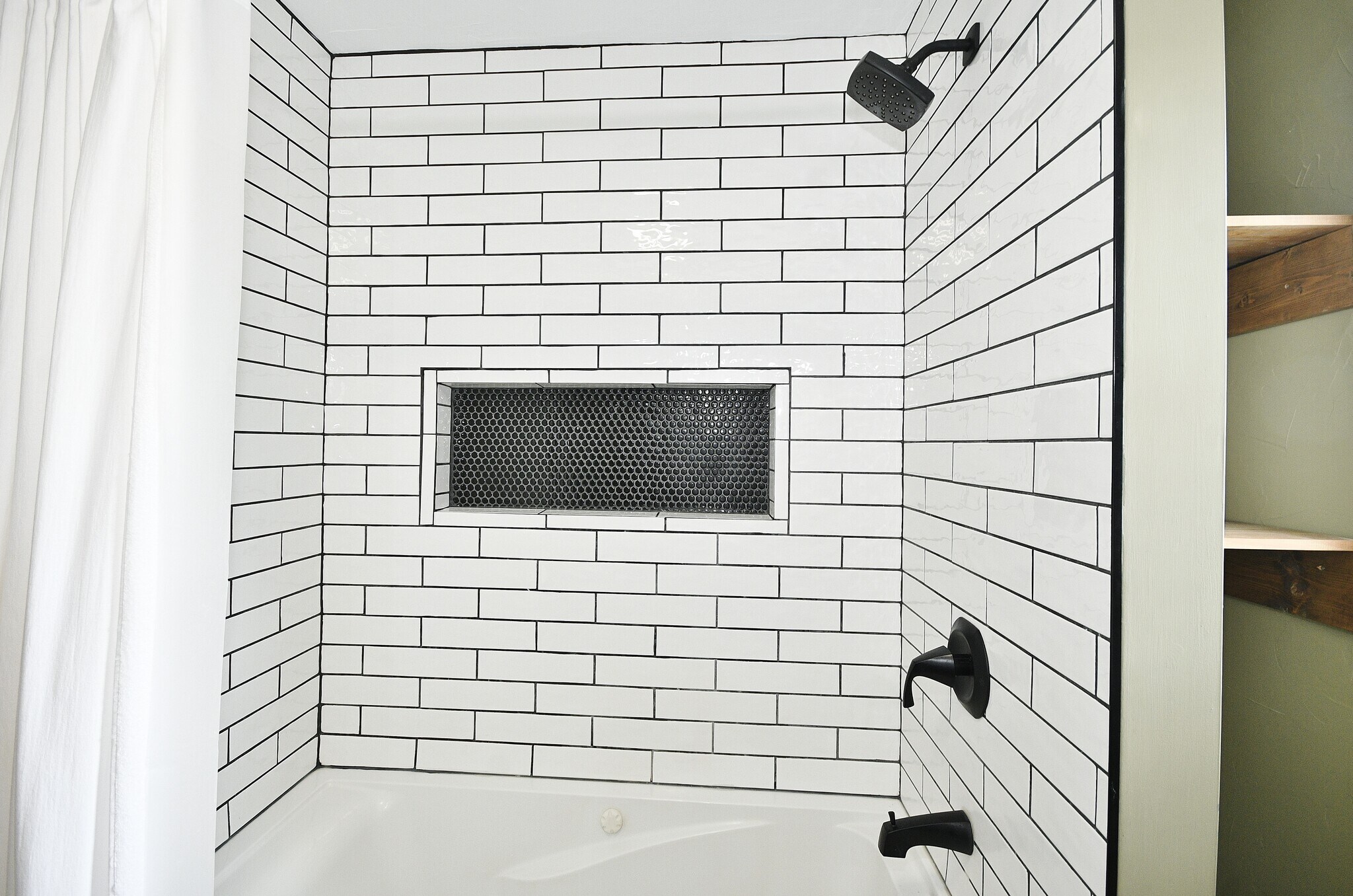 Building Photo - 3701 Finleyville Elrama Rd