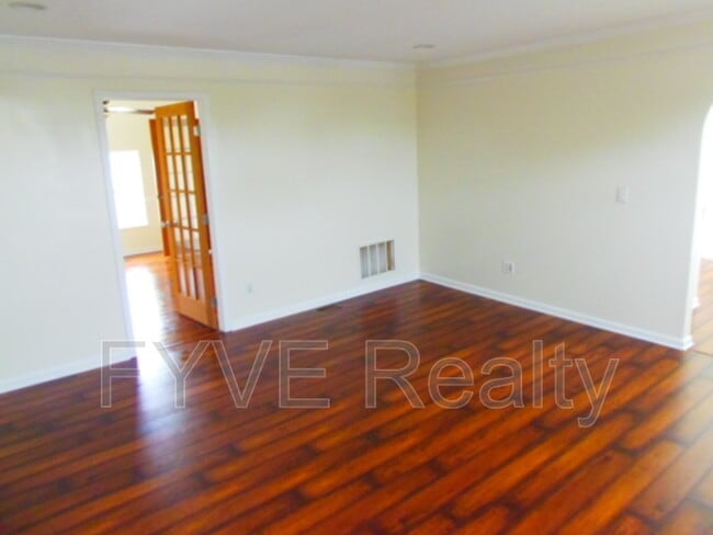 Building Photo - 3095 Blacksmith Ct