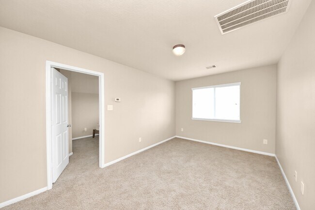 Building Photo - 8428 Willow Loch Dr