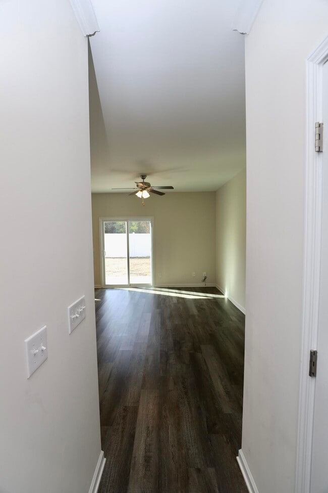 Building Photo - 1854 Gabriel Ln