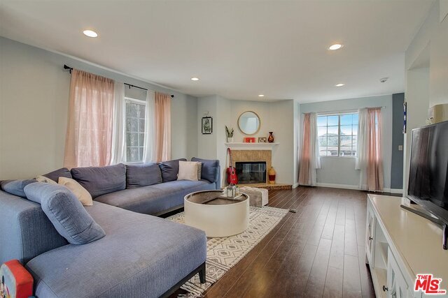 Building Photo - 4843 W 118th St