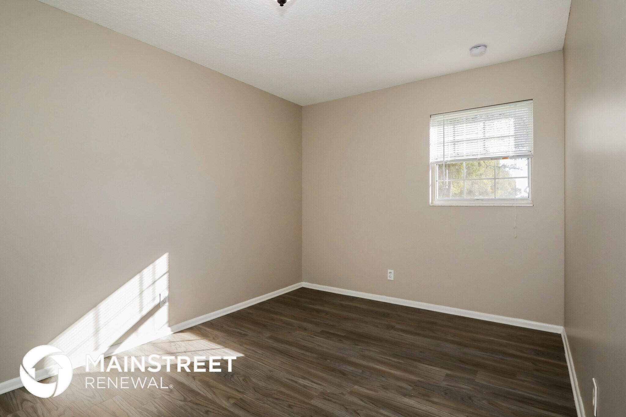 Building Photo - 5505 Enchanted Dr