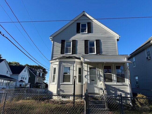 Primary Photo - 35 Myrtle St