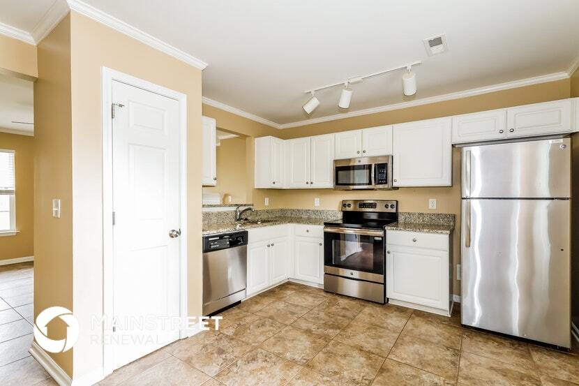 Building Photo - 15722 Southern Garden Ln