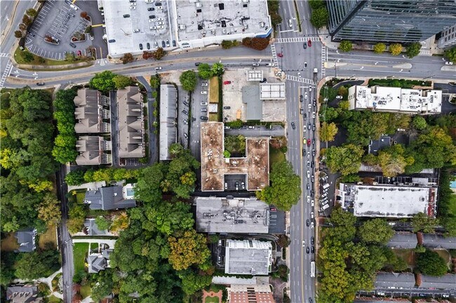 Building Photo - 3645 Peachtree Rd NE