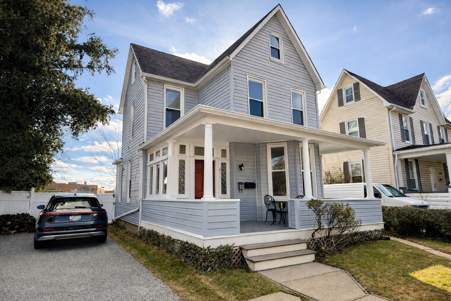 Building Photo - 411 Lyman Ave