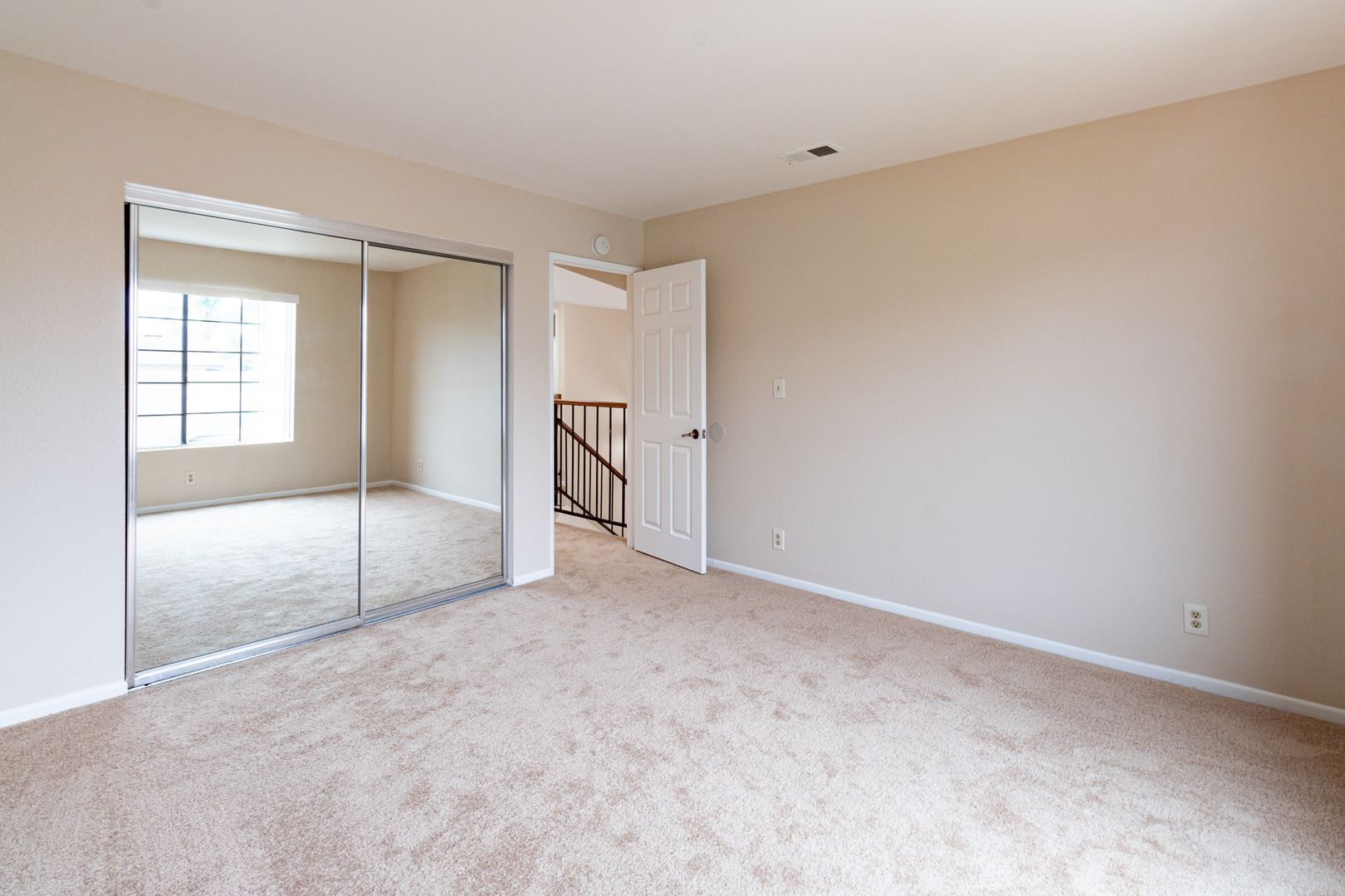 Building Photo - 18412 Patterson Ln