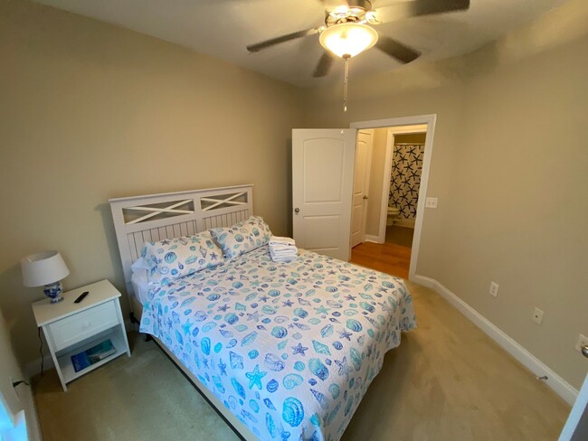 Building Photo - 2Bed/2bath Apartment in Surf City