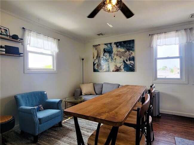 Building Photo - 11 Hammond St