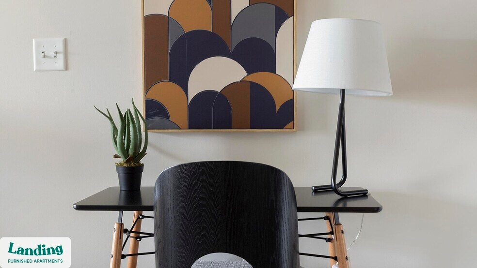 Building Photo - 2 Trl Run