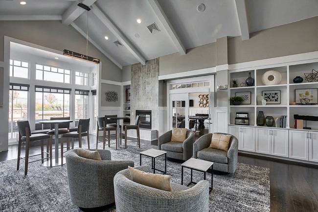 Work from home in the Wi-Fi lounge - Windsor Meridian