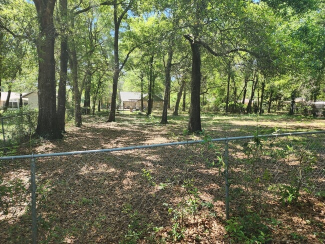 Building Photo - 5729 Bronco Pl