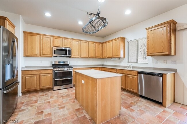 Building Photo - 1802 Cypress Bay Ave