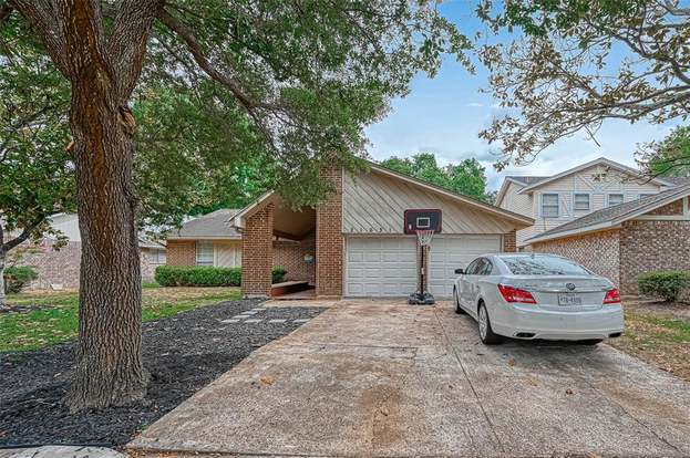 Building Photo - 21631 Park Villa Dr