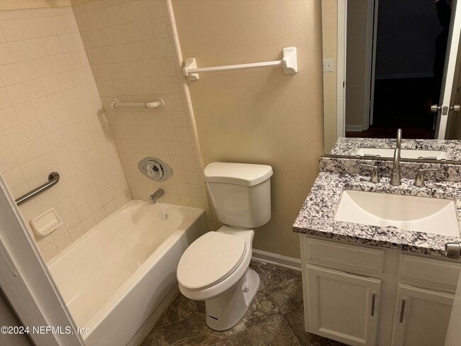 Building Photo - 3554 Rain Forest Dr W