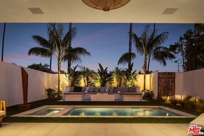 Building Photo - 913 Milwood Ave